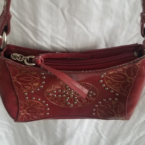 Red Purse with sliver studs - Picture 5 of 10
